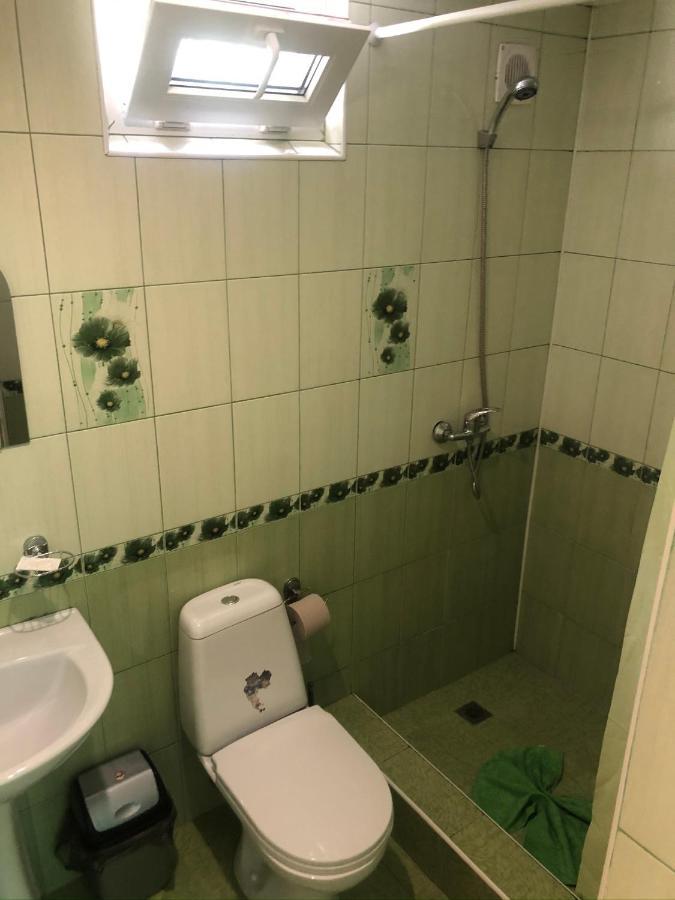 Гостевой Дом Анаит Hotel Пицунда Екстериор снимка